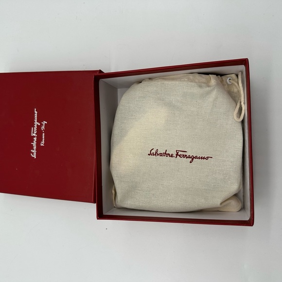 Brand New Salvatore Ferragamo Men’s Belt with certificate - Picture 2 of 8